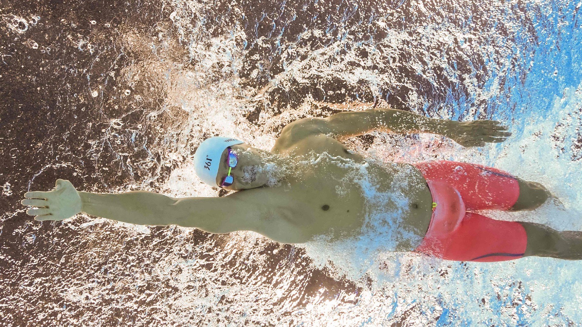 火箭社交账号每日更新训练图集，火箭聊天软件叫什么